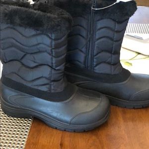 Warm winter boots, rated to -5 degrees F.
